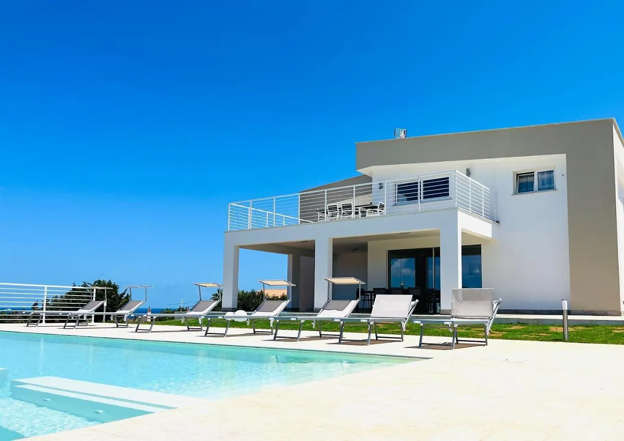 Villa Lombardo Luxury Balestrate