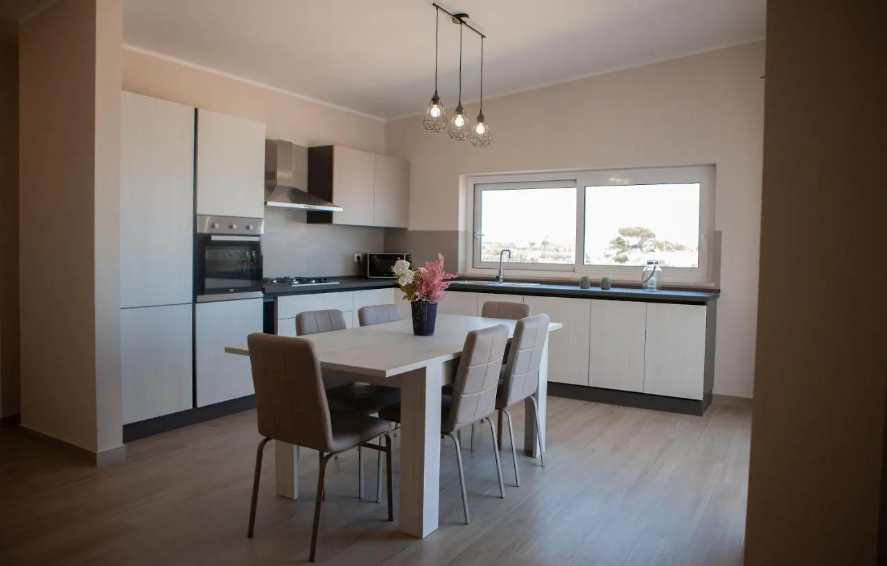 Villa Lombardo Luxury Balestrate 0*,